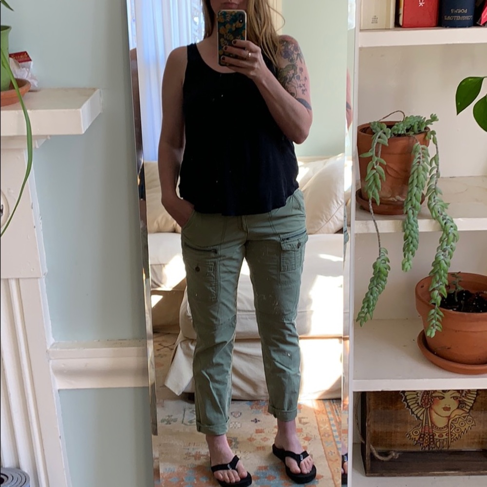 HEI green cargo pants. Sz 29